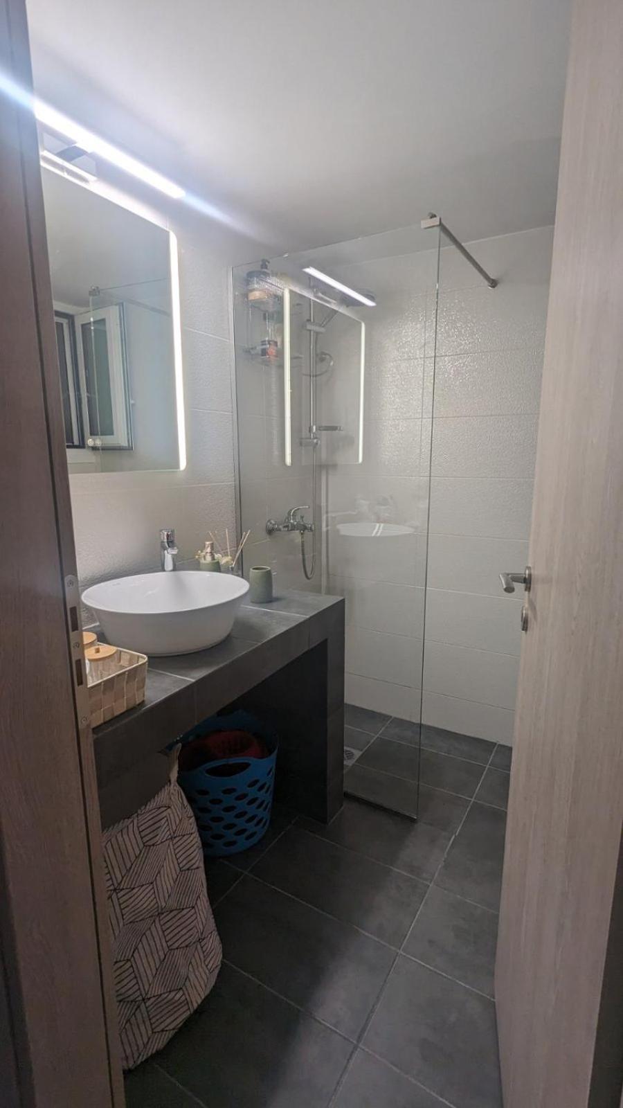 Luxury & Spacious In Apartment Athens