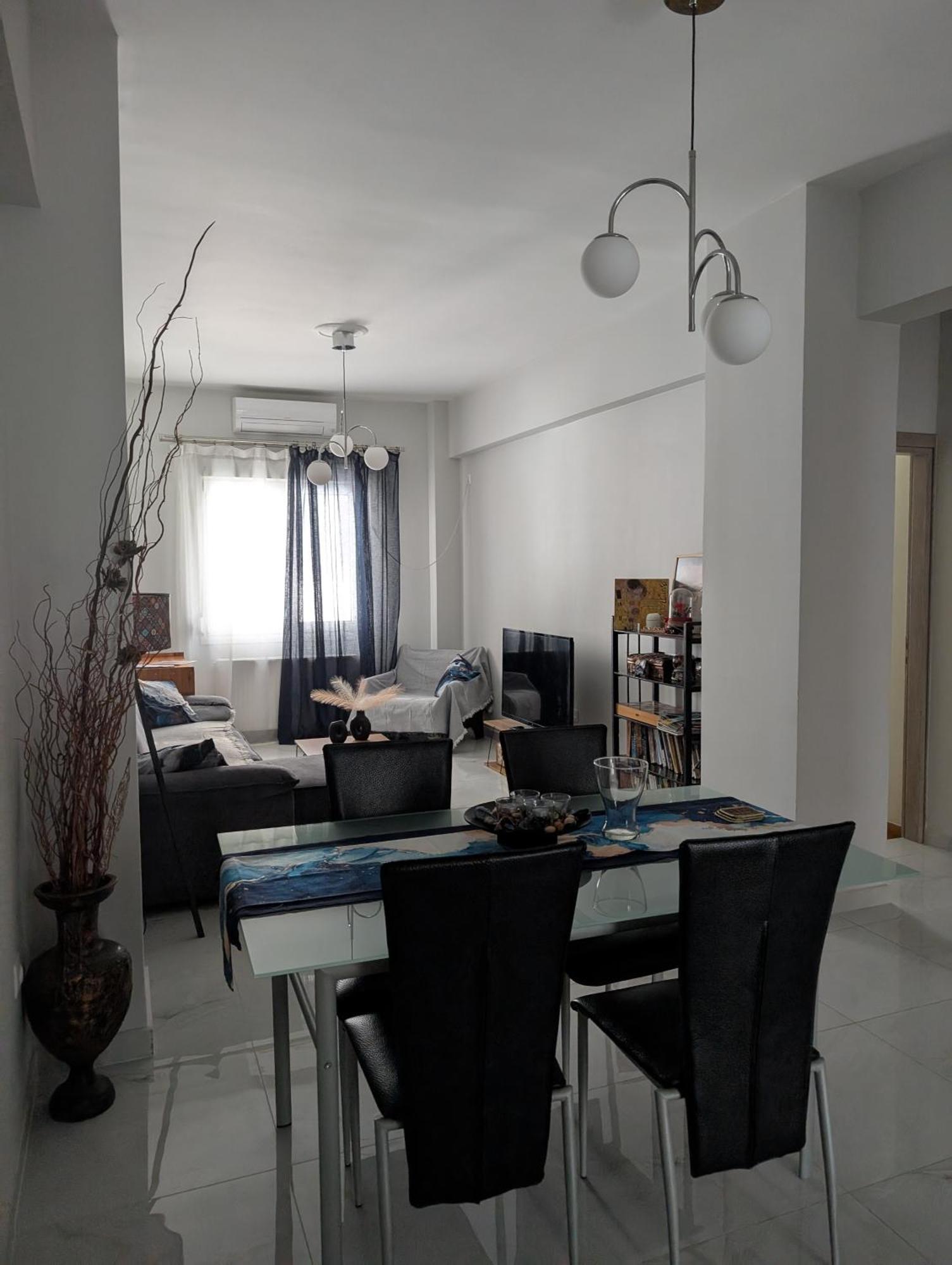 Luxury & Spacious In Athens